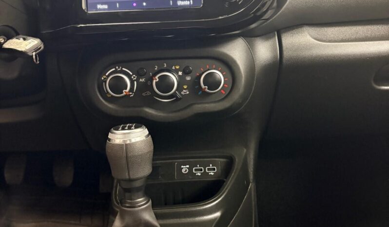 Renault Twingo SCe 65 CV Duel pieno