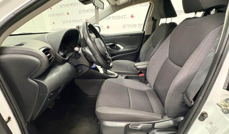 Toyota Yaris 1.5 Hybrid 5 porte Business pieno