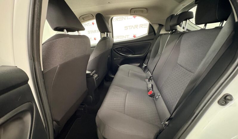 Toyota Yaris 1.5 Hybrid 5 porte Business pieno