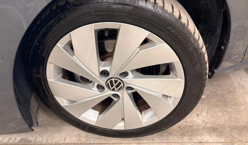 Volkswagen Golf 2.0 TDI 115 CV SCR Life pieno
