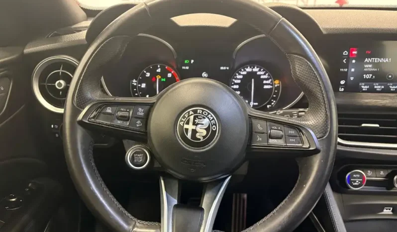 Alfa Romeo Stelvio 2.2 Turbodiesel 190 CV AT8 Q4 Business pieno