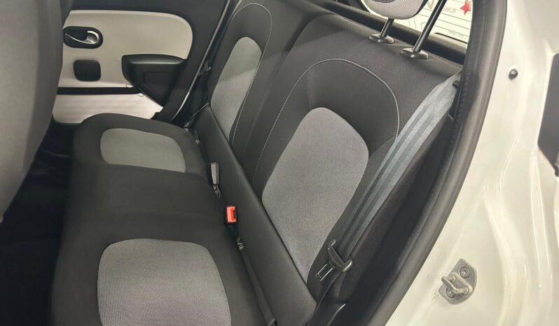Renault Twingo SCe 65 CV Duel Limited pieno