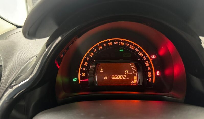 Renault Twingo SCe 65 CV Duel Limited pieno
