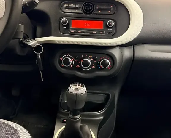 Renault Twingo SCe EDC Duel Limited pieno